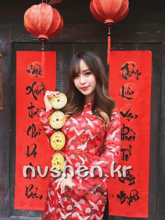 美女模特Thu Phuong Tran私房自拍照美丽迷人