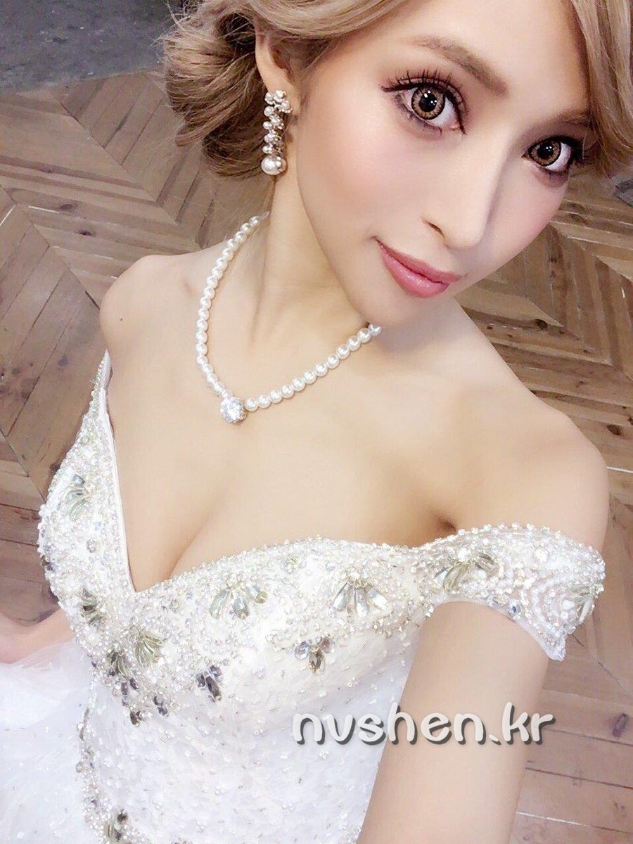 日本美女小原优花健身私房照性感迷人