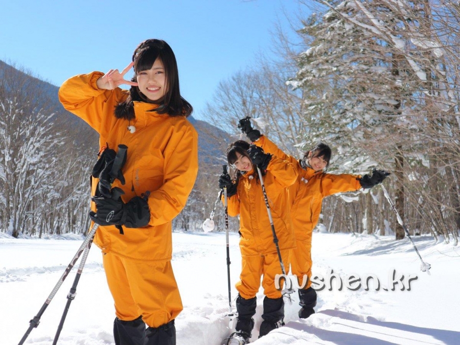 日本美少女北野瑠华清纯私房照美胸诱人