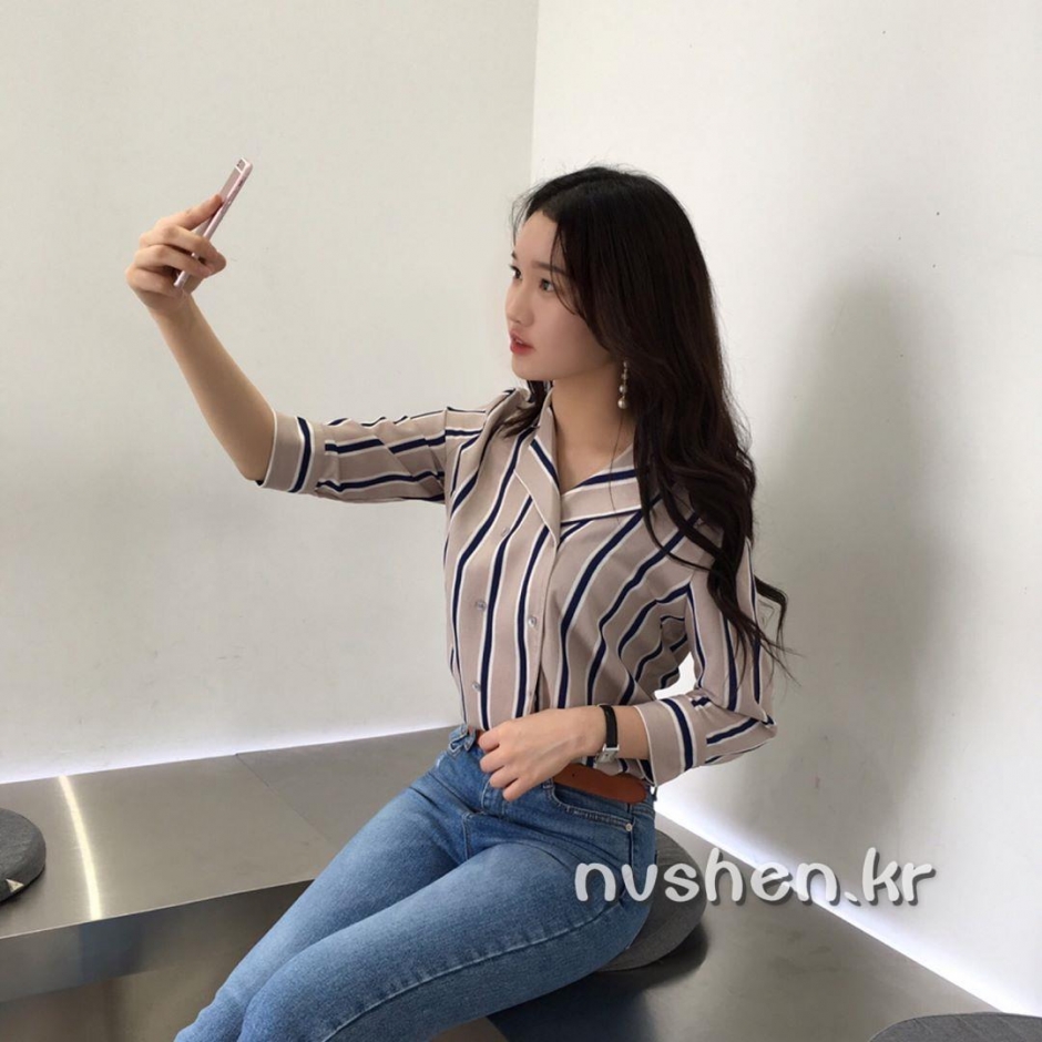 韩国美女Ahrimei比基尼自拍照美胸迷人