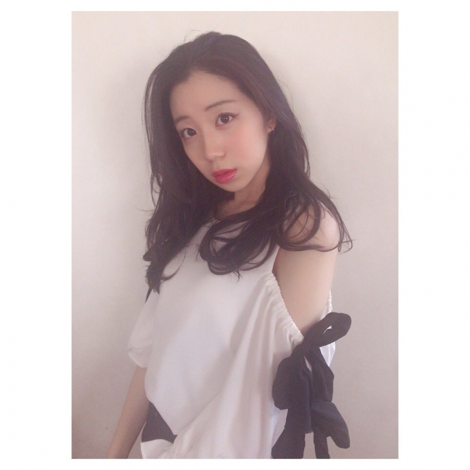 日本美少女秋本铃果清纯私房照可爱迷人