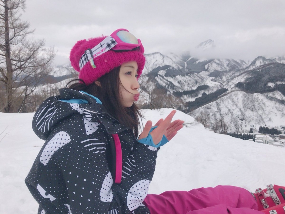 日本美少女秋本铃果清纯私房照可爱迷人