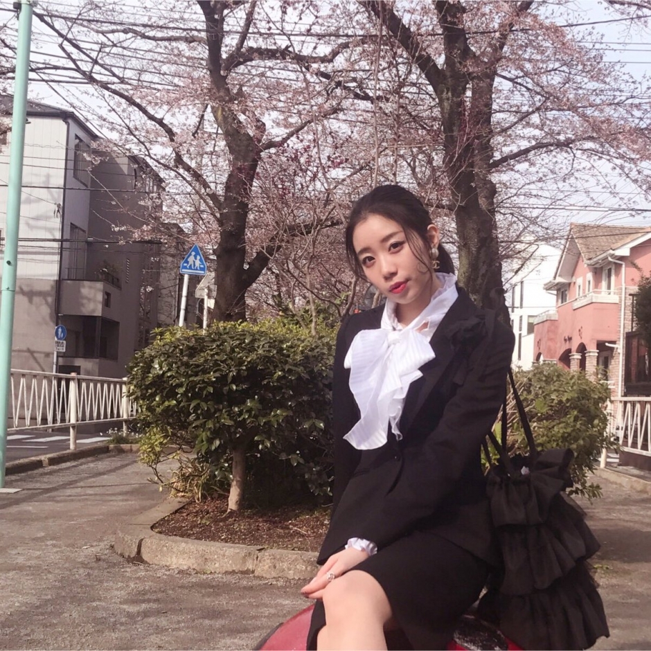 日本美少女秋本铃果清纯私房照可爱迷人