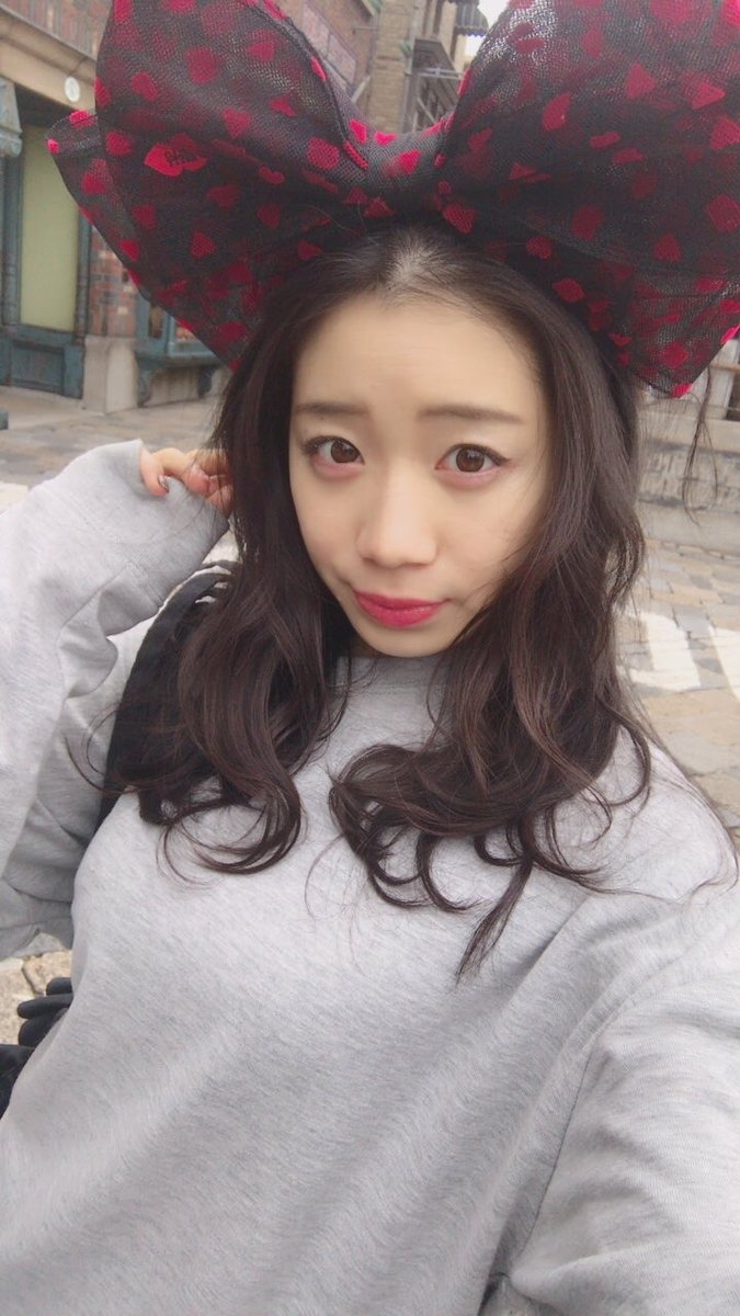 日本美少女秋本铃果清纯私房照可爱迷人