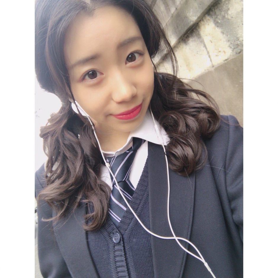 日本美少女秋本铃果清纯私房照可爱迷人