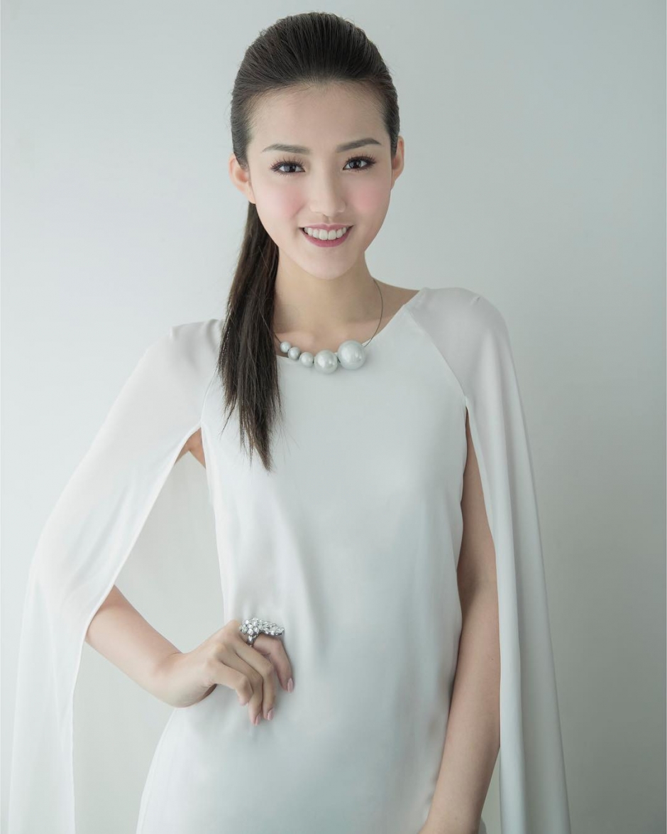 气质美女叶苏霖生活写真图片