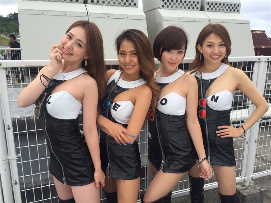 日本赛车女郎市原彩花制服写真