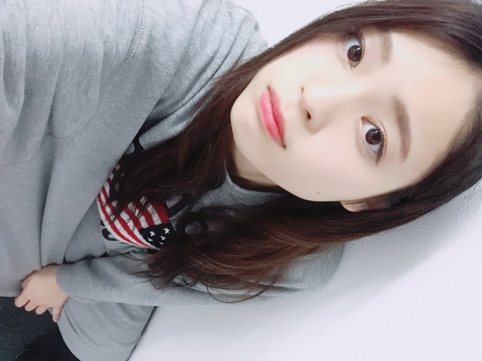 日本美女吉泽玲菜性感私房照比基尼诱惑