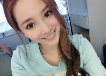 台湾美女模特黄钡铢生活自拍照气质迷人