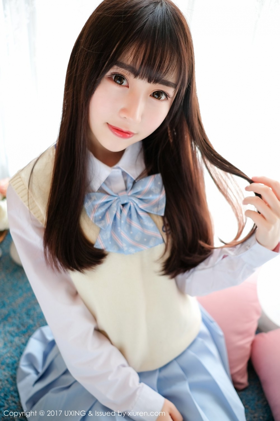 清纯美女萝莉丸子mayuki私房制服写真