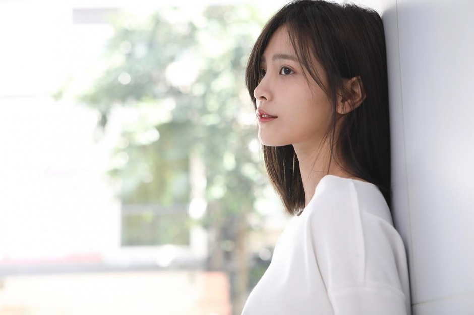 短发美女吴子霏生活写真甜美迷人