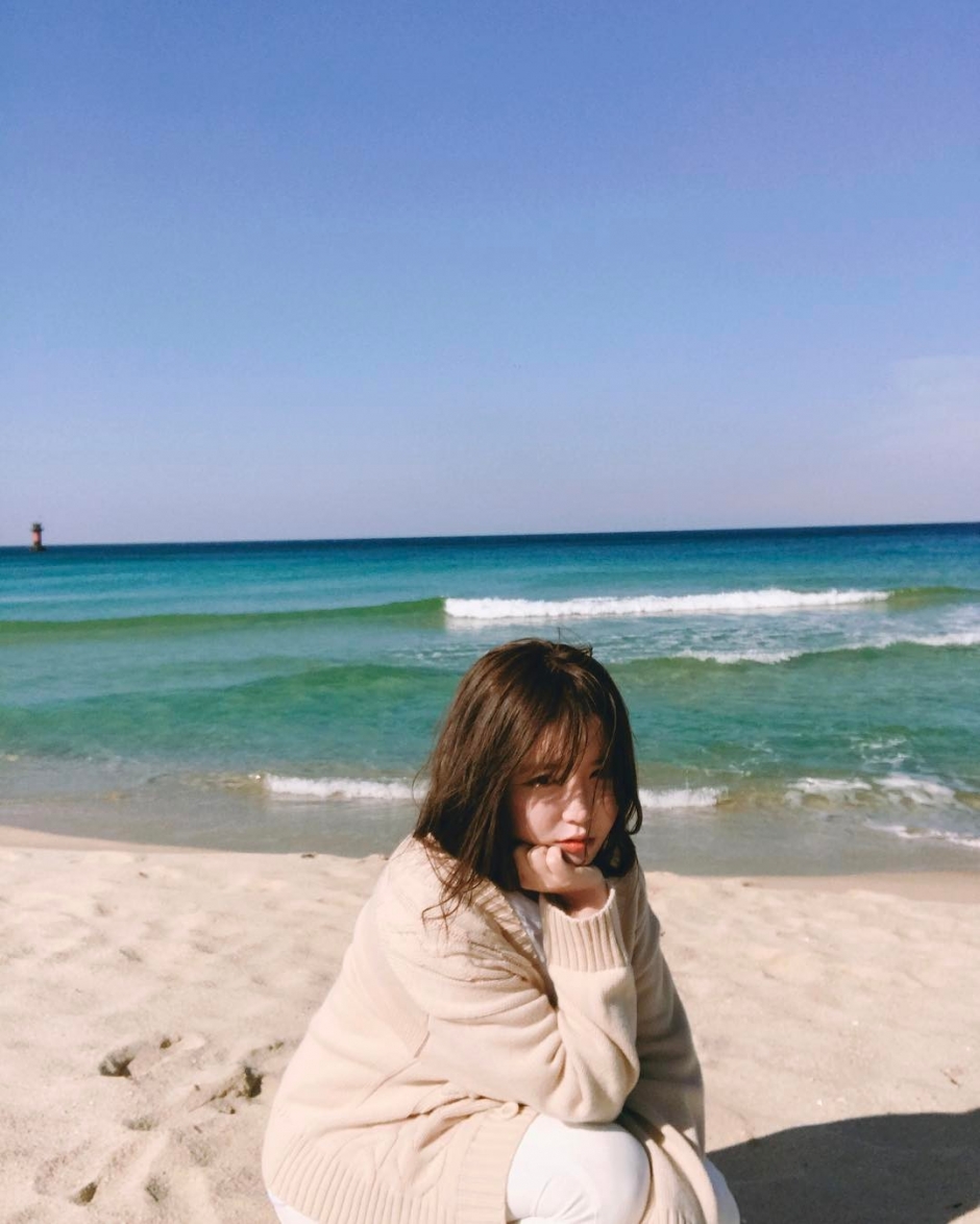 韩国丰满美女水昣巨乳性感自拍照