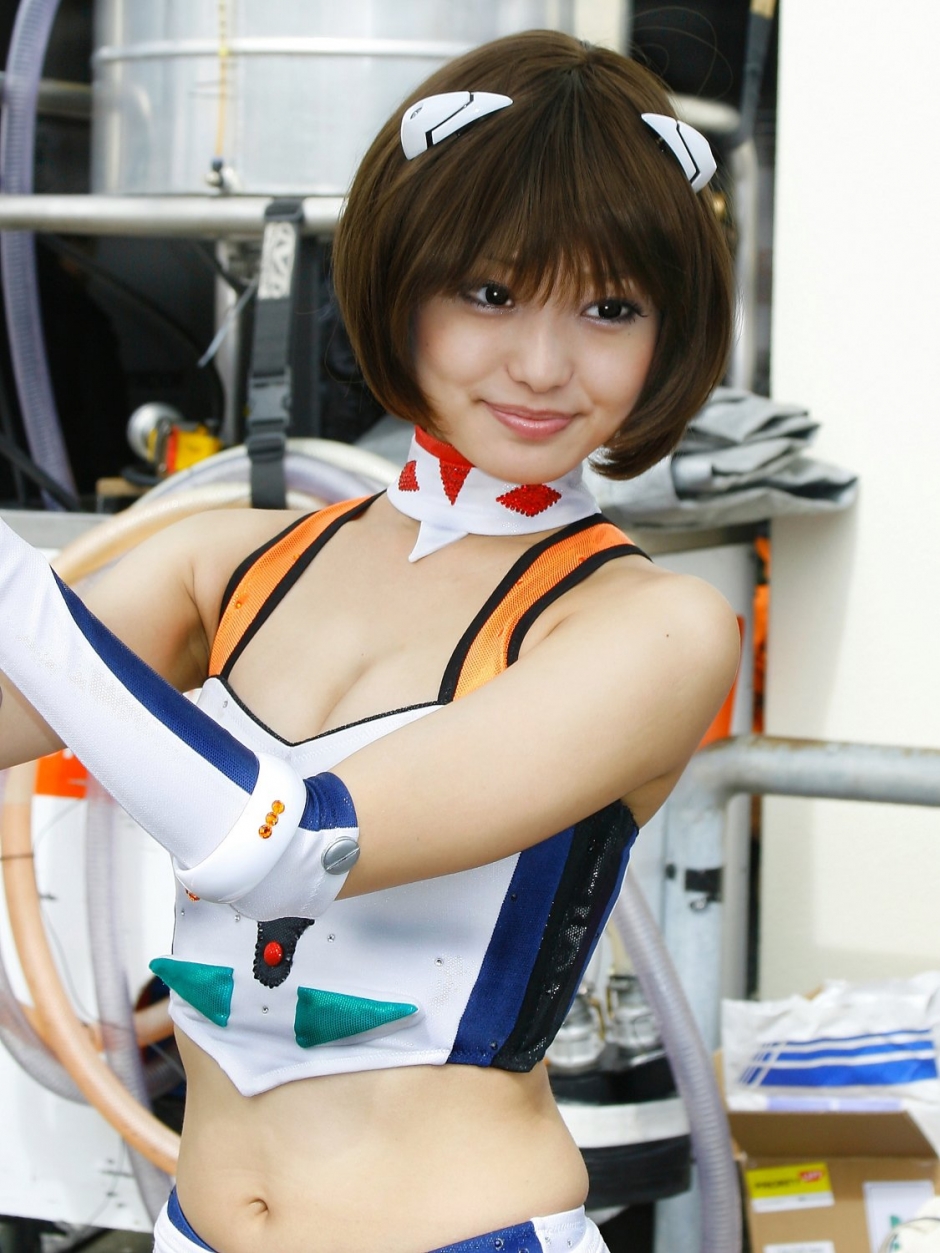 日本赛车女郎水谷望爱制服写真