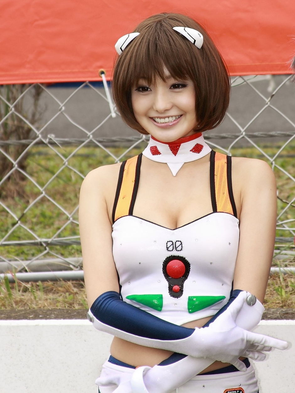 日本赛车女郎水谷望爱制服写真