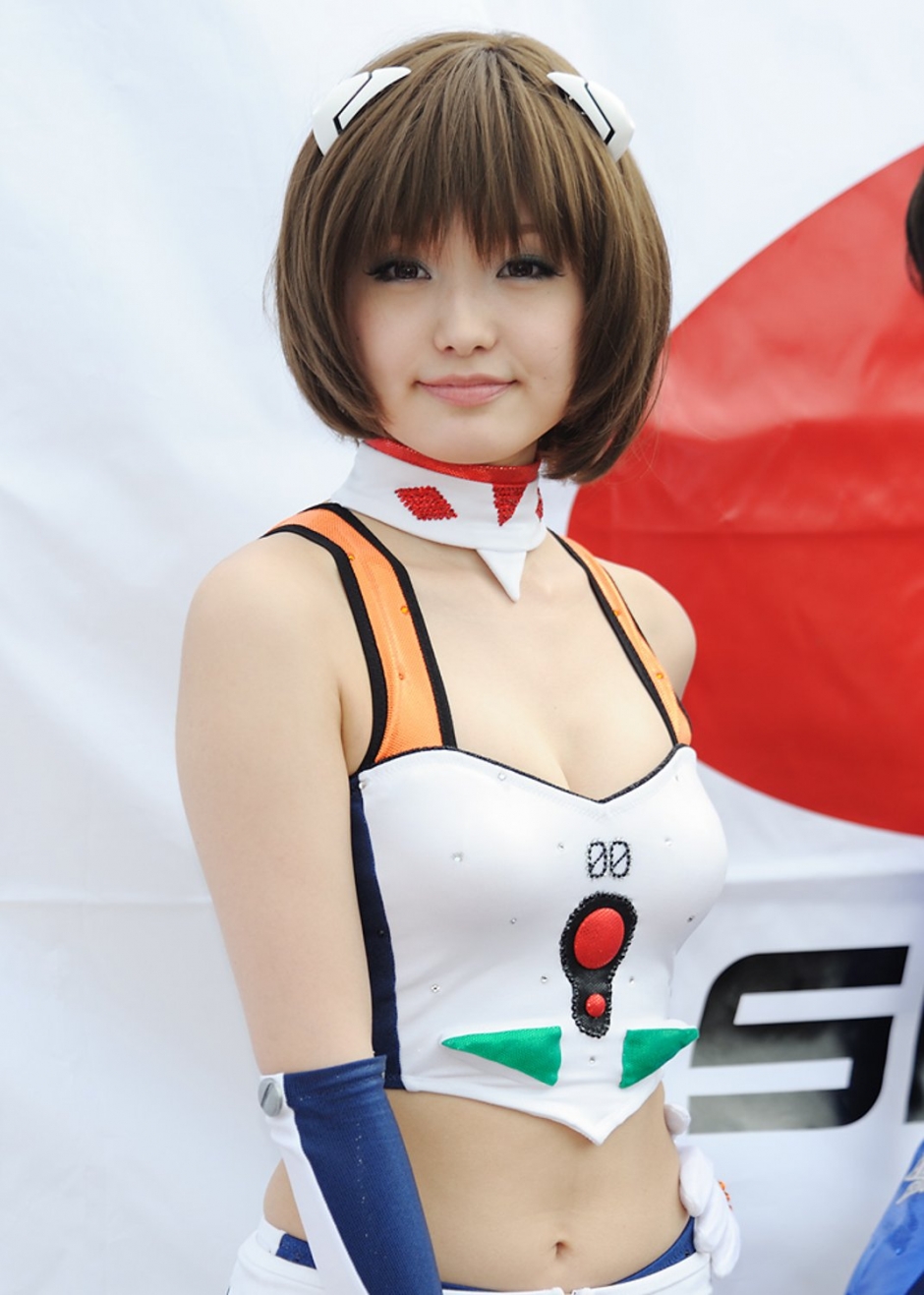 日本赛车女郎水谷望爱制服写真