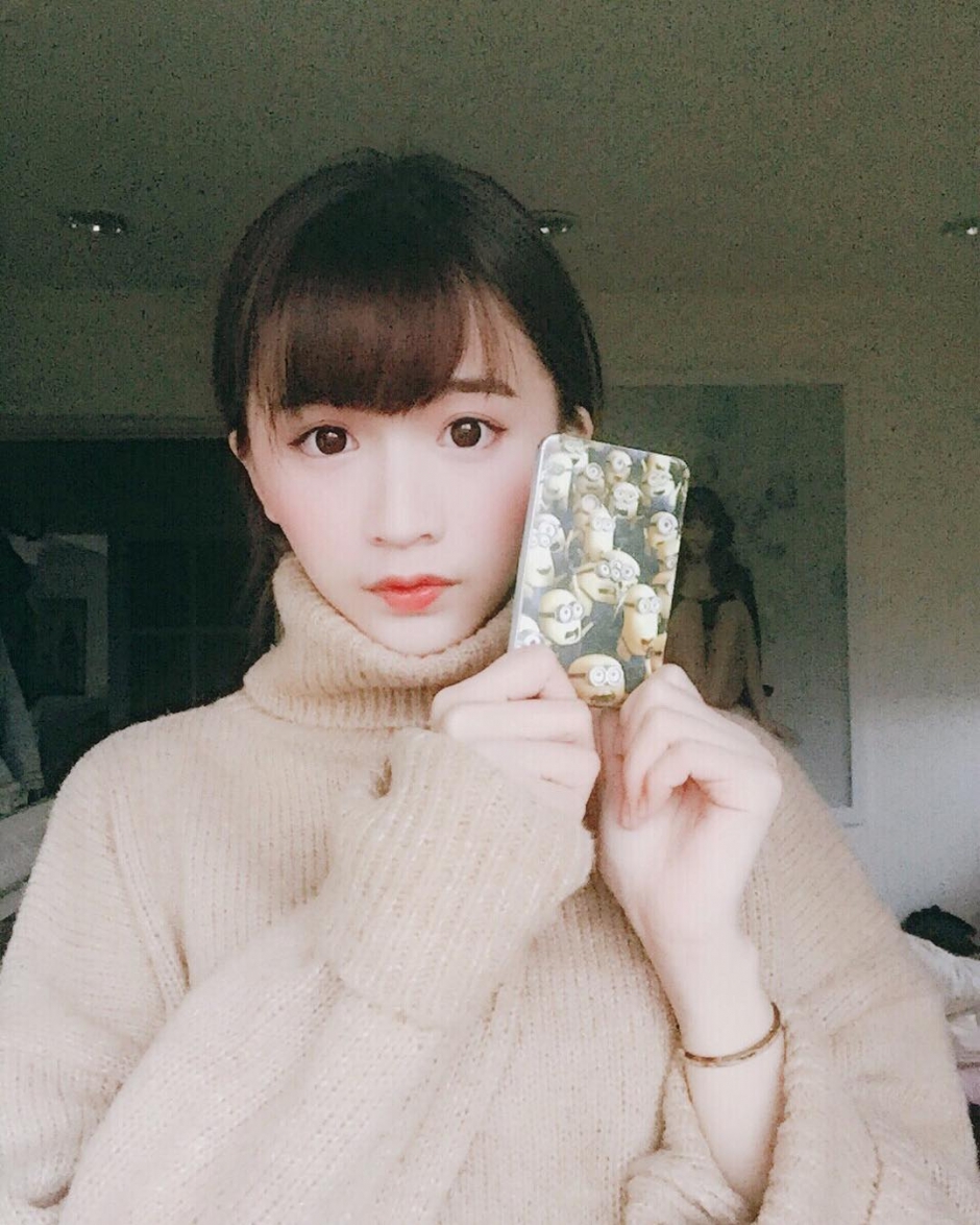 台湾美女陈语谦私房自拍照甜美迷人