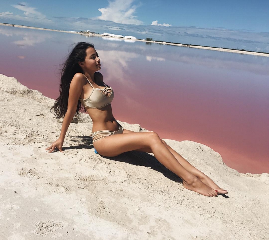 比基尼美女Fiona Barron性感私房照