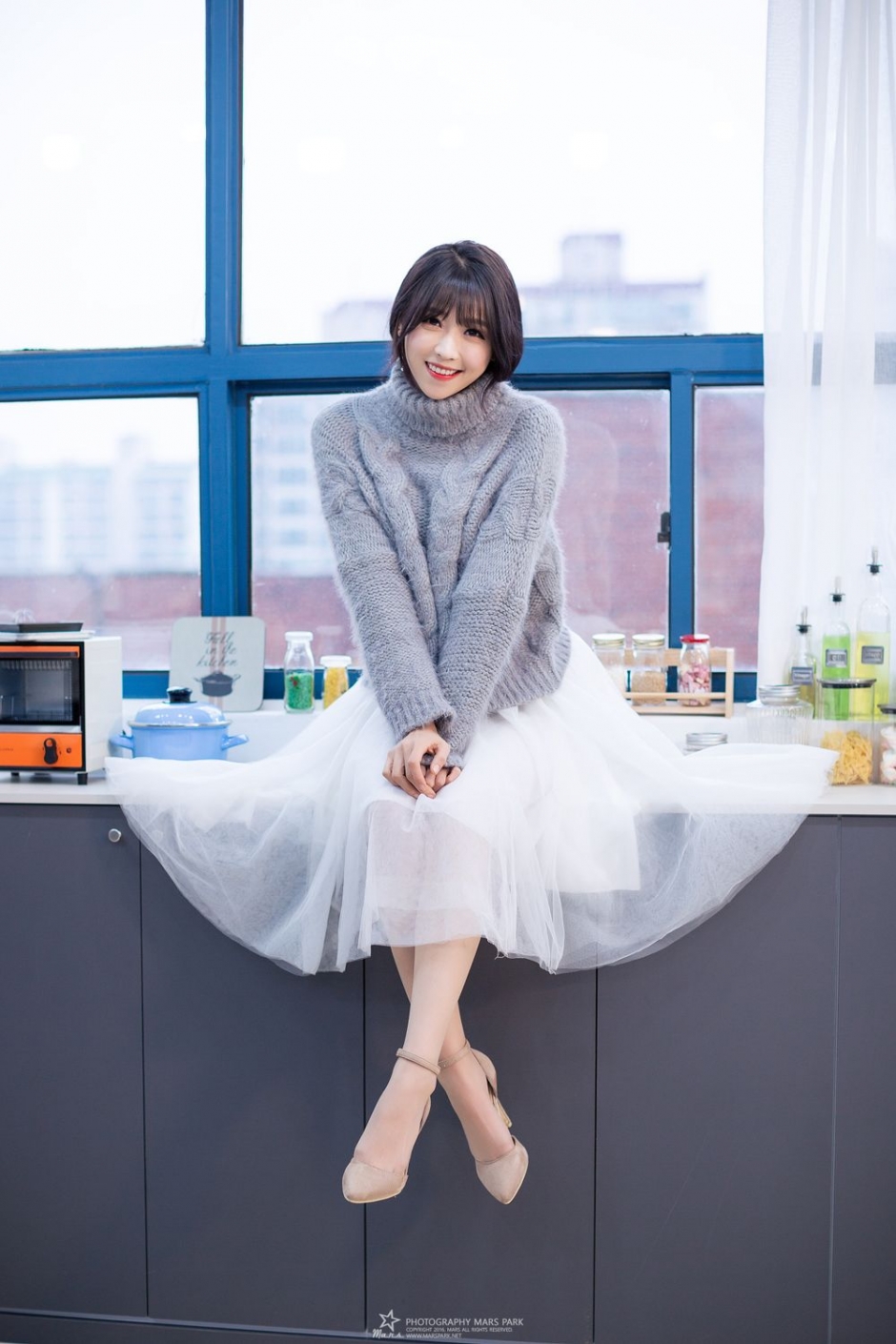 韩国美女李仁慧居家写真美腿迷人