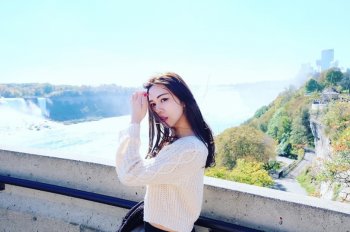 美女空姐心心ELLY甜美私房照长腿迷人