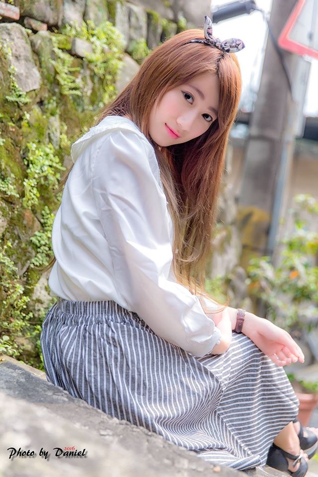 台湾美女张嘉庭清纯迷人写真