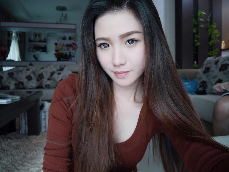 美女空姐Chia Yin自拍私房照甜美迷人