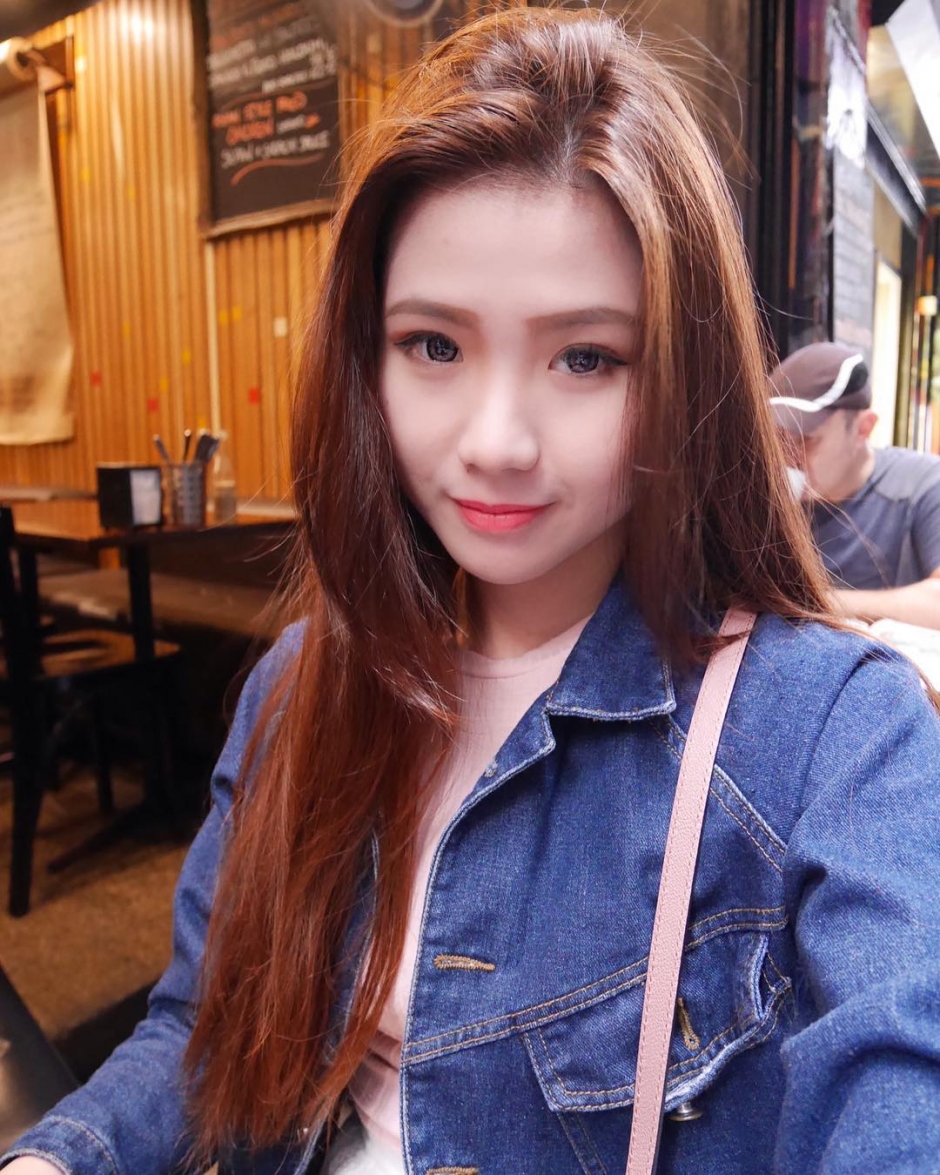 美女空姐Chia Yin自拍私房照甜美迷人