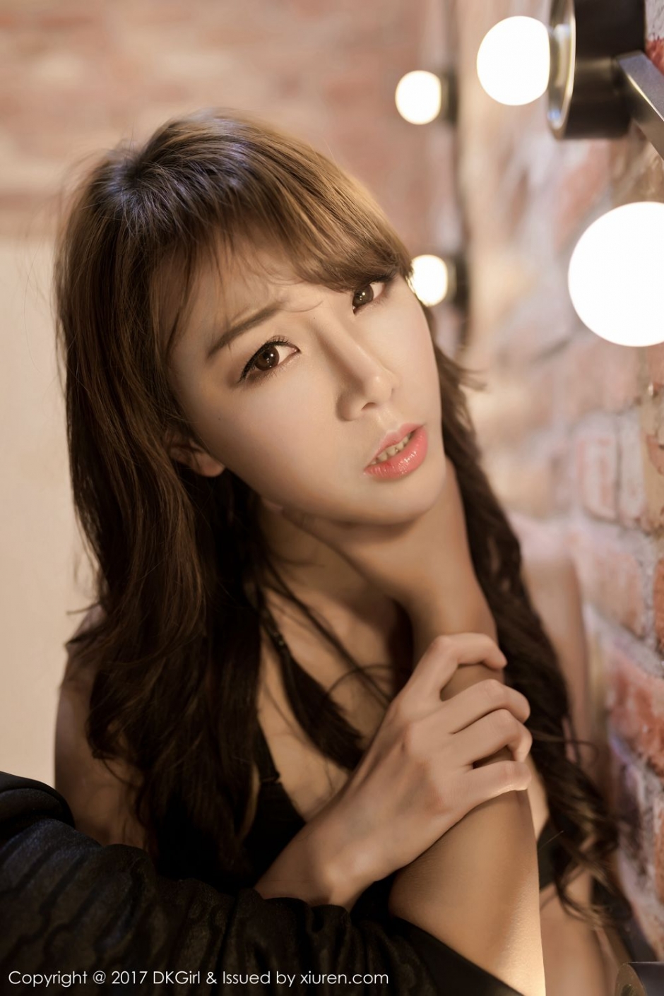 香港美女王沫儿性感内衣写真火辣诱人