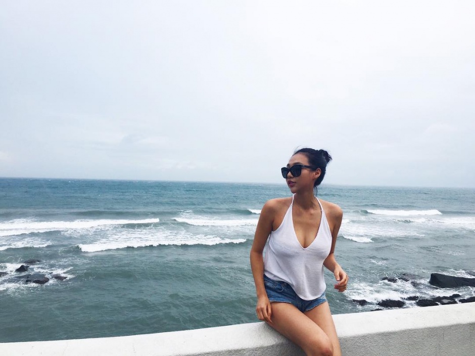 90后模特儿Jubaee性感养眼图片