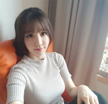 韩国赛车女郎洪智妍迷人美图