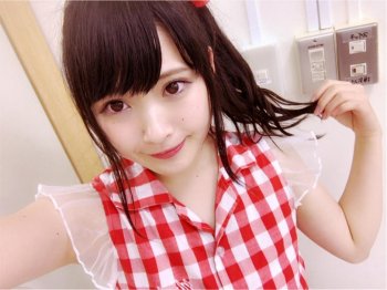 日本美少女水泽心爱可爱自拍照