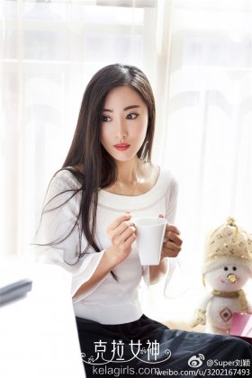 清纯气质美女颖儿Bang妞居家写真