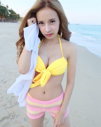 泰国火辣美女Djbarbie Mozz湿身写真图