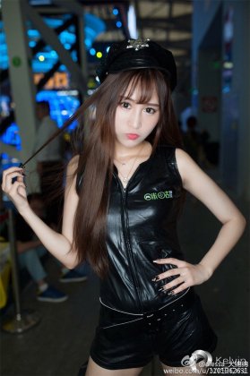 清甜养眼气质美女金敏私房图片