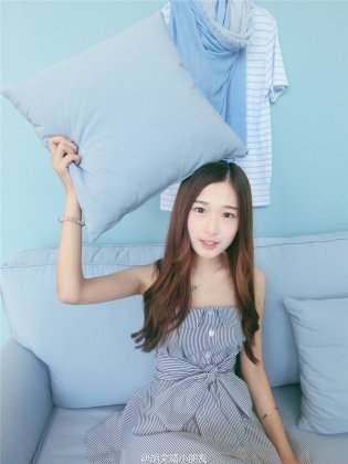 清纯学生妹胡文靖微博高清照片