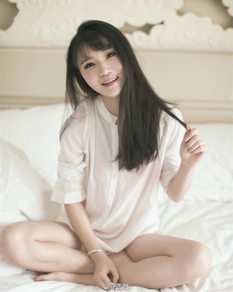 90后嫩模然花花微博养眼写真图片