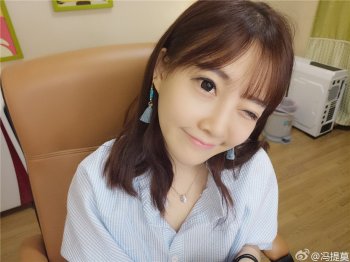 斗鱼主播冯提莫清纯唯美自拍照片