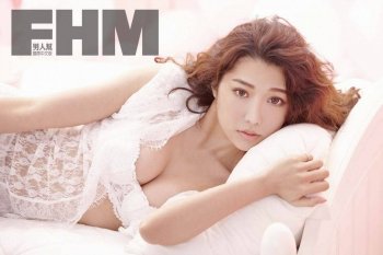 网络红人陈依依清纯诱惑写真集