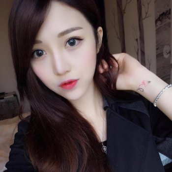 正妹主播Crysta1Lee宛如仙女下凡