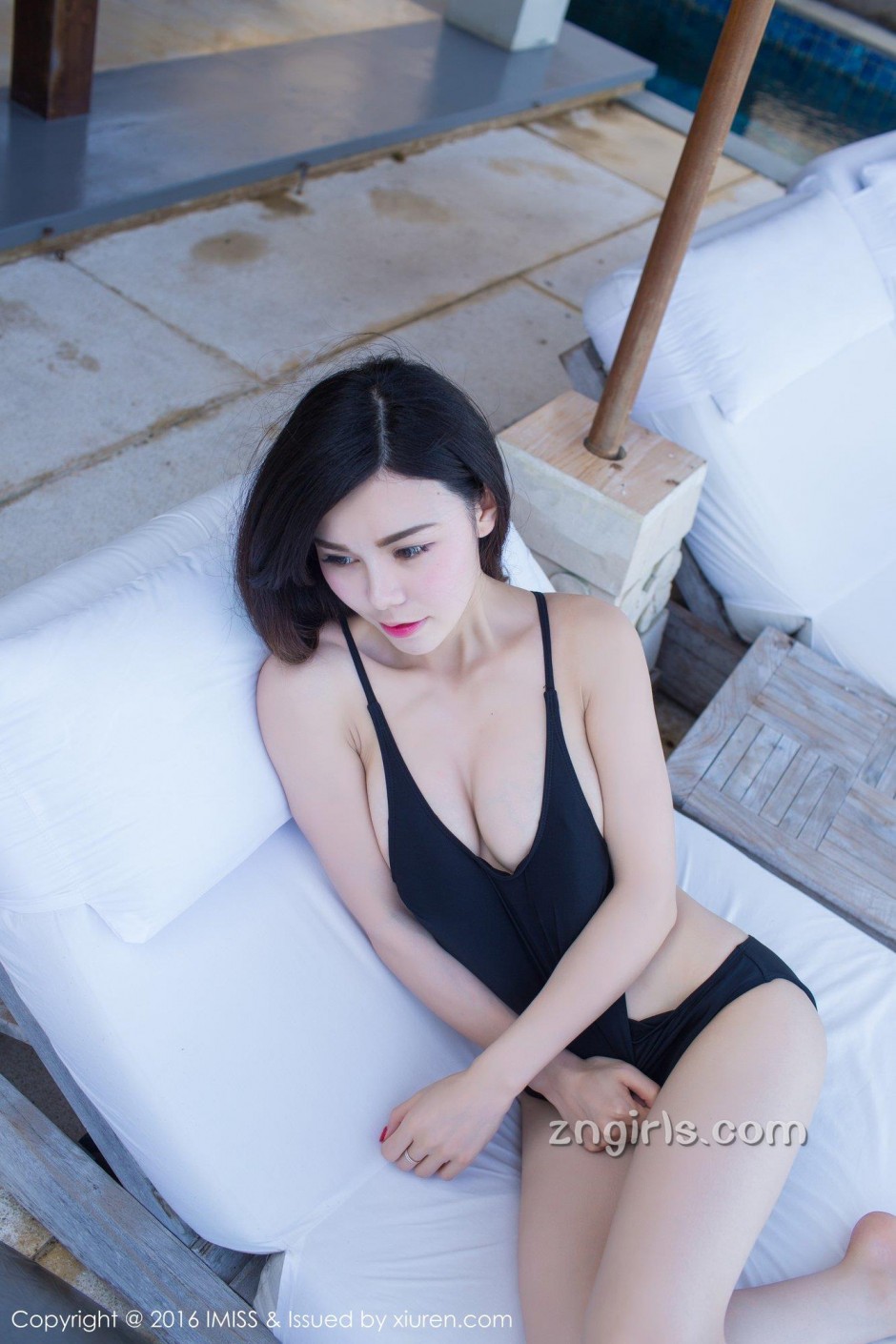 性感御姐沈佳熹极品人体艺术写真