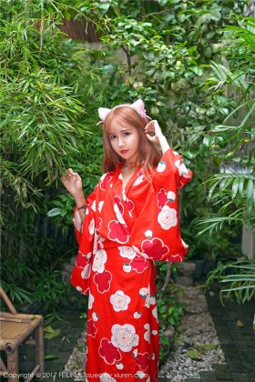 露半乳和服少女骨感纹身半裸性感人体艺术写真