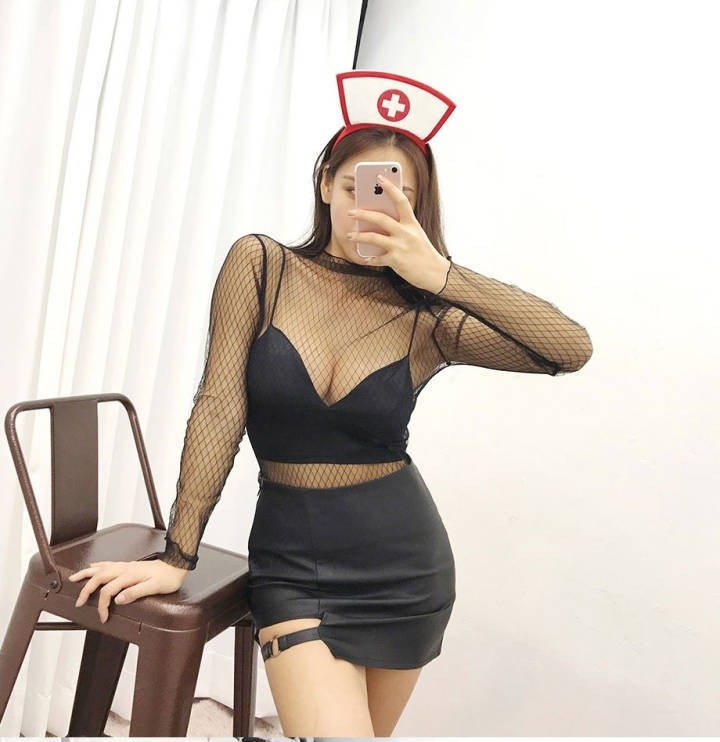 蕾丝爆乳透视衣小护士制服美女人体艺术性感诱惑写真