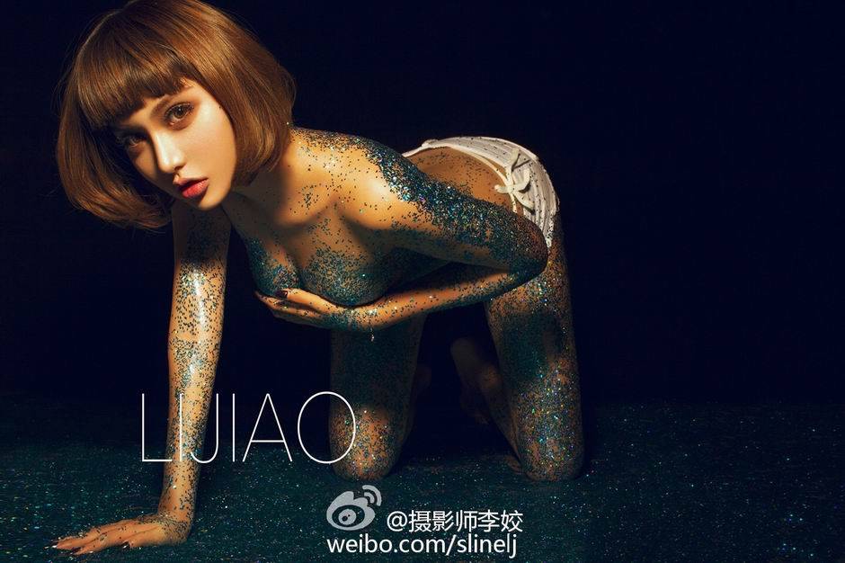 短发女人陈以漫Karen极品人体艺术美图