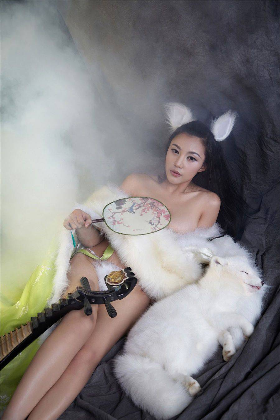 乳神苏梓玲性感人体高清大图来袭