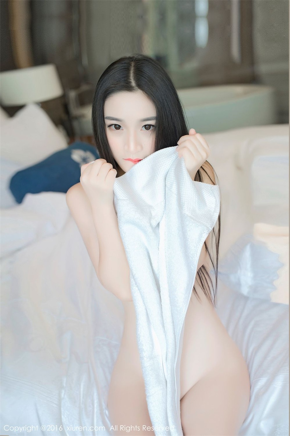 秀人网白嫩美女绮梦Cherish高清写真图片