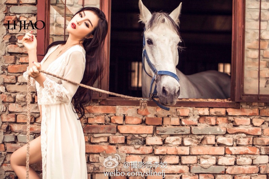 电臀嫩模Yuki颜瑜女神性感人体艺术图