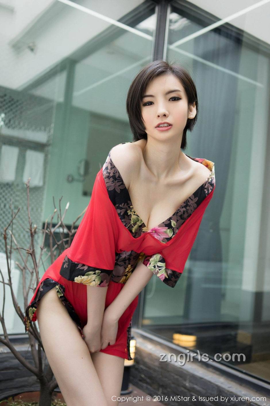 小妖精佳妮Jenny大胆顶级人体艺术写真