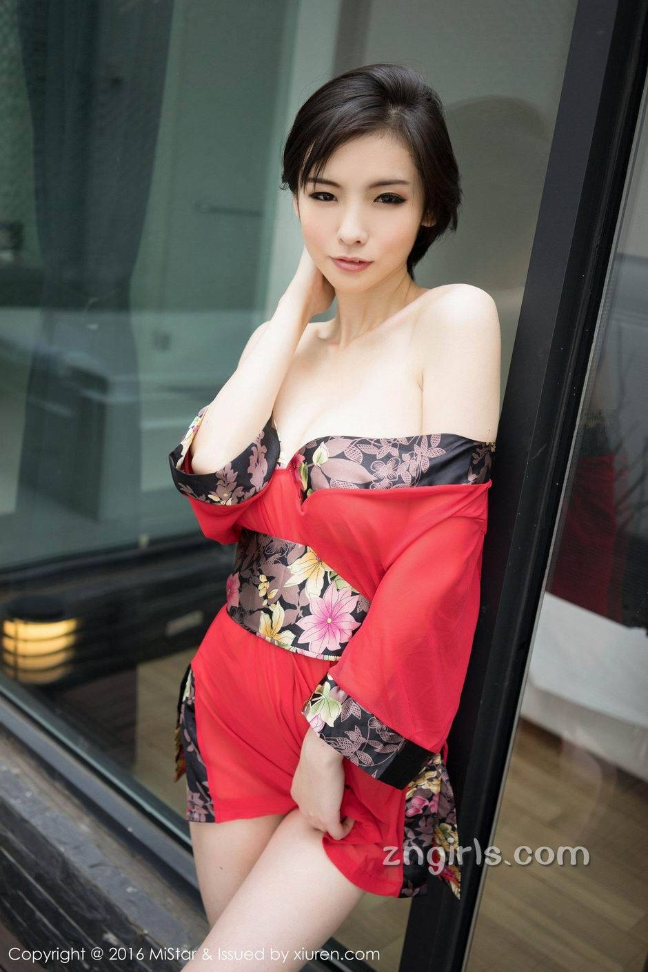 小妖精佳妮Jenny大胆顶级人体艺术写真