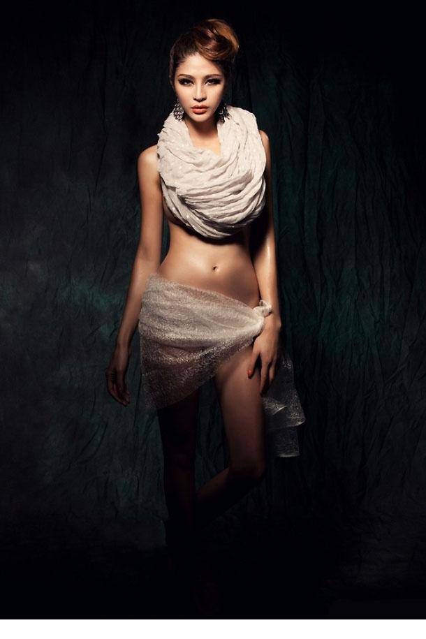 嫩模最大胆人体艺术摄影图欣赏