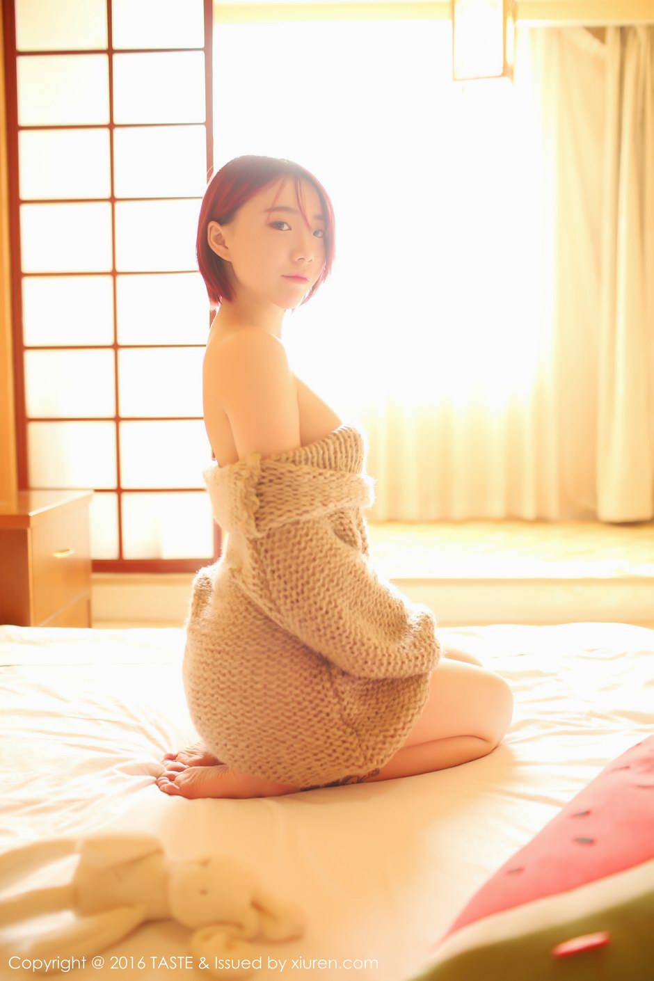 短发模特小泽空Moves唯美人体艺术写真