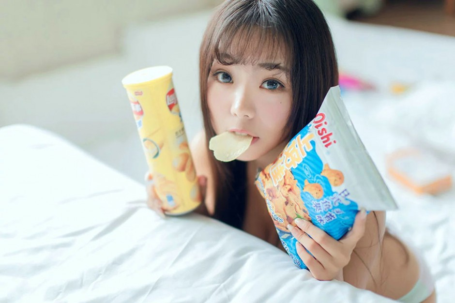 日本性感内衣模特人体写真秀